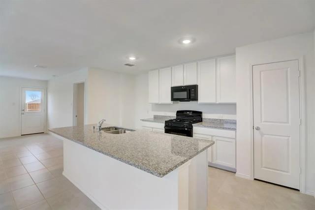 Building Photo - 2836 Ozark Cir