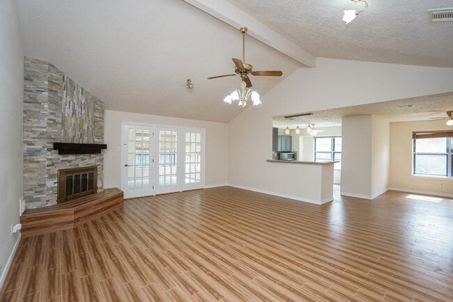 Building Photo - 2722 Amaranth Dr