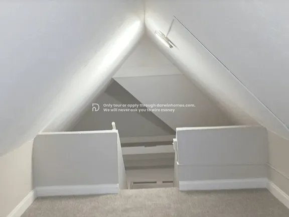 Building Photo - 626 E Ormsby Ave