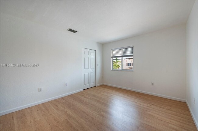 Building Photo - 17347 NW 7th Ave