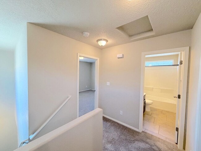 Building Photo - Beautiful 3-Bedroom Home in Tierra Oeste near Ladera/Unser. Refrigerated Air!