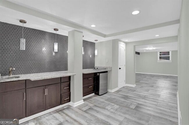 Building Photo - 2248 Farley Ct