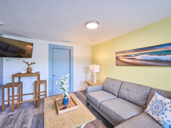 Building Photo - 2020 Washington St