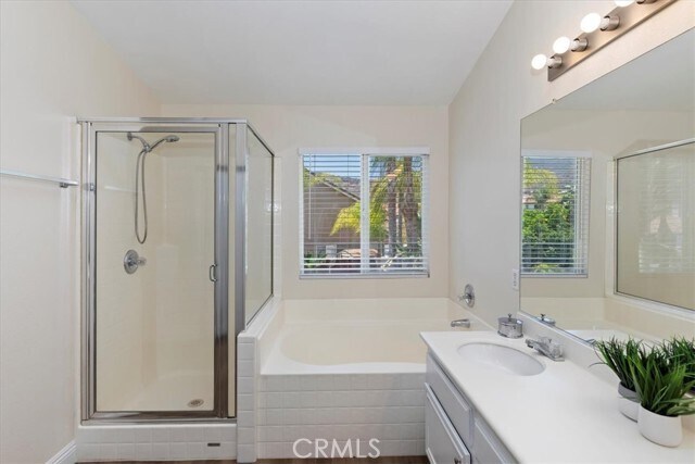 Building Photo - 22695 Passionflower Ct