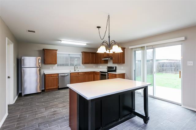 Building Photo - 7153 Little Mohican Dr