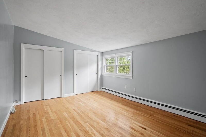 Building Photo - 212 W Plain St
