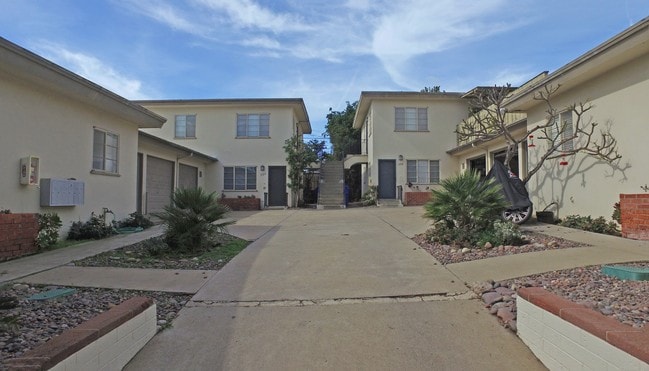 Building Photo - 1722-1728 Fern St