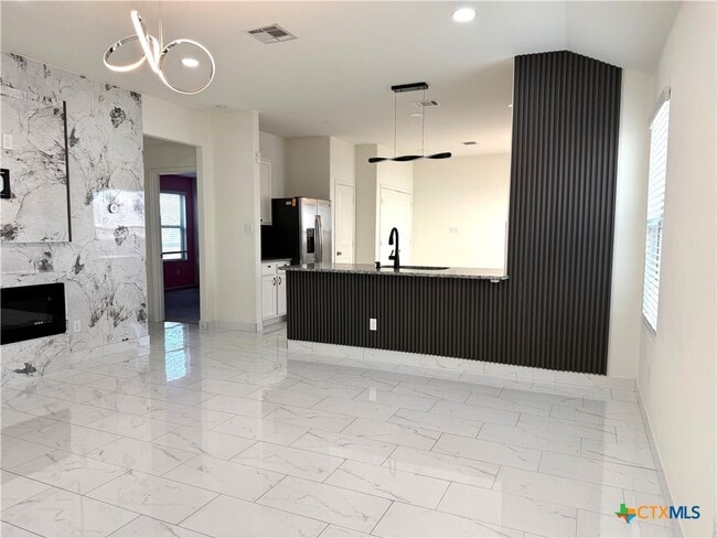 Building Photo - 216 Star Pass