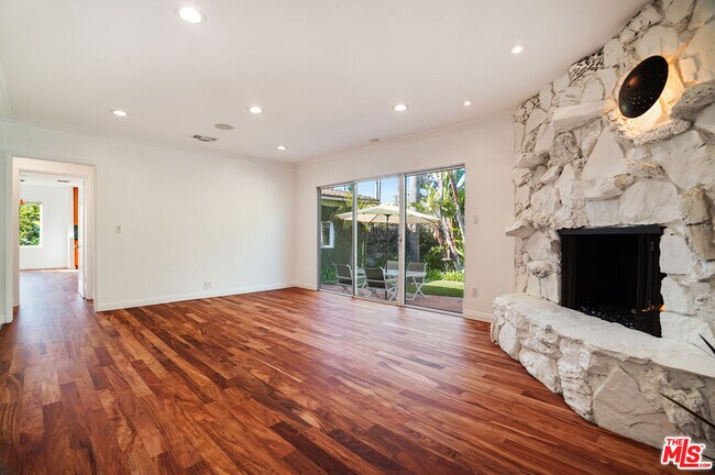 Building Photo - 1348 Morningside Wy