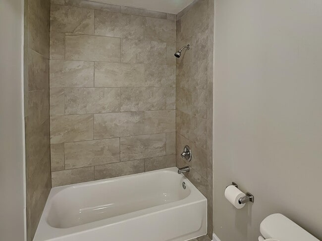 Building Photo - 6623 Cherry Bark Dr