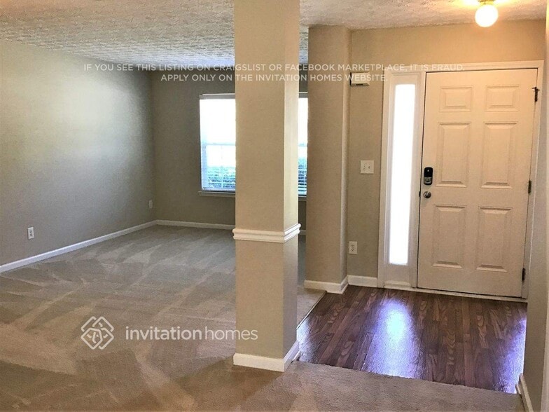 Building Photo - 1014 Lear Dr
