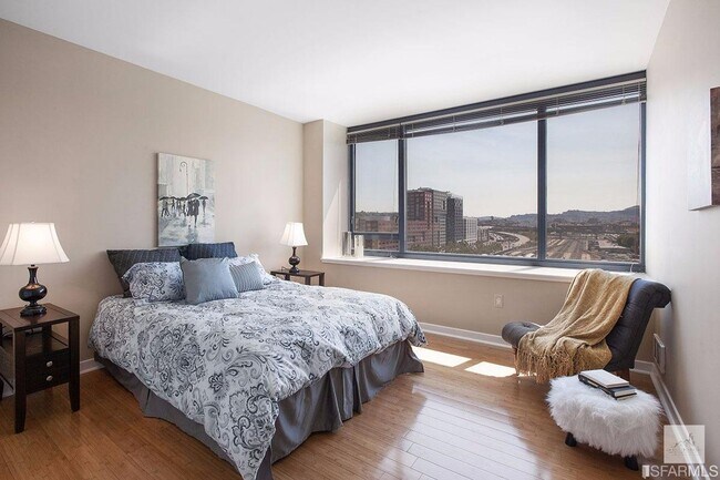 Building Photo - Spacious One-Bedroom Elegance in a Luxury Doorman Building with EV Parking