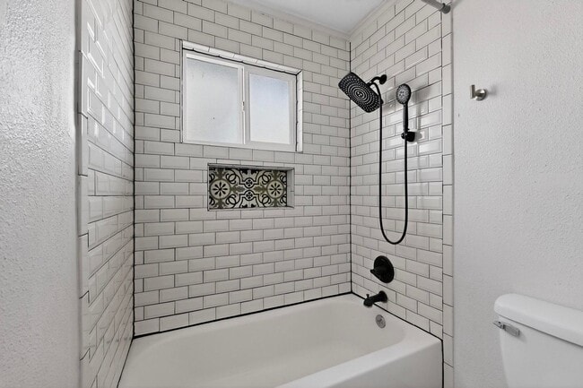 Building Photo - Charming 3 bedroom, 1 bath home in Central East El Paso!