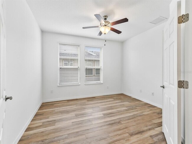 Building Photo - 4976 NW 35th Ln Rd