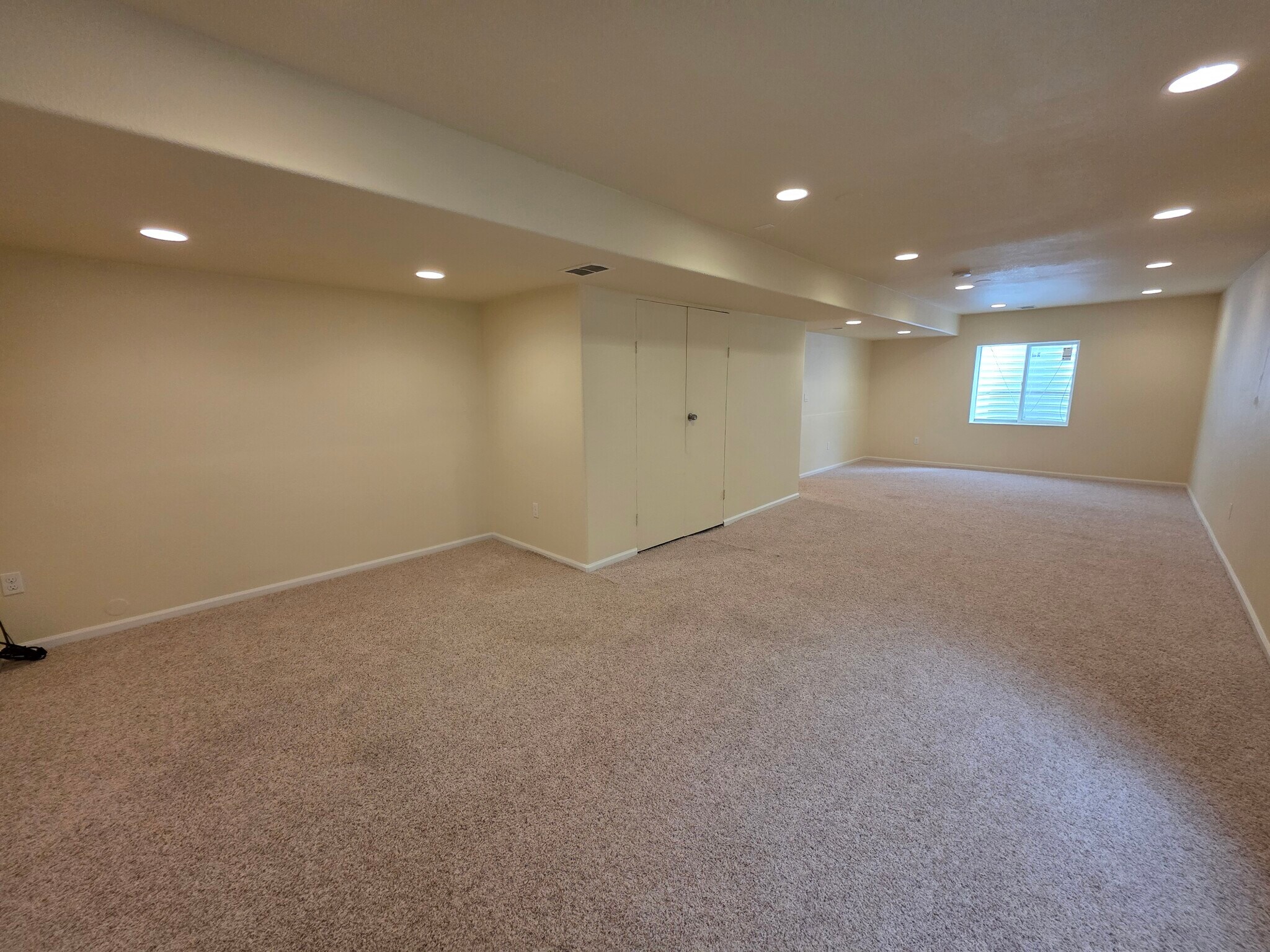 Building Photo - 874 Diamond Rim Dr