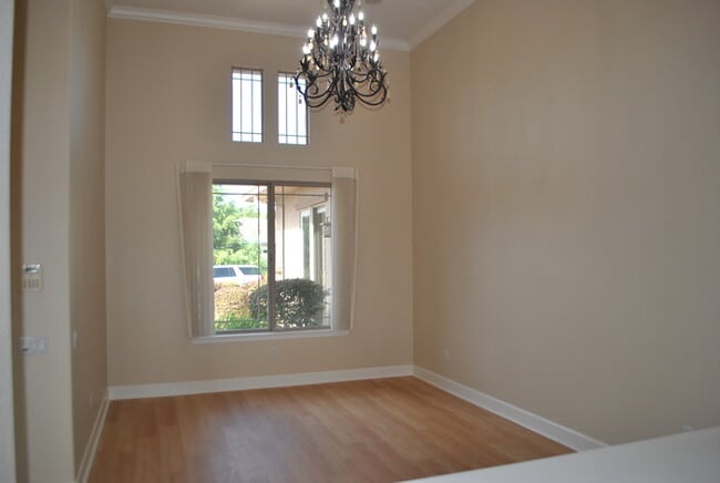 Building Photo - Gorgeous Upgraded Sun City Lincoln Hills Home