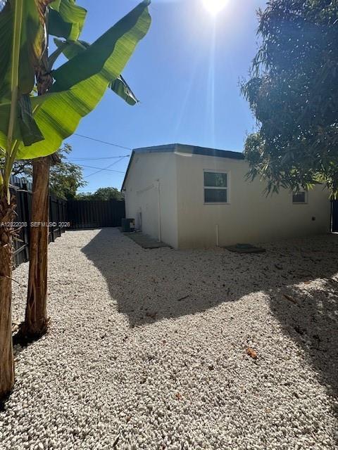 Building Photo - 615 NW 90th St