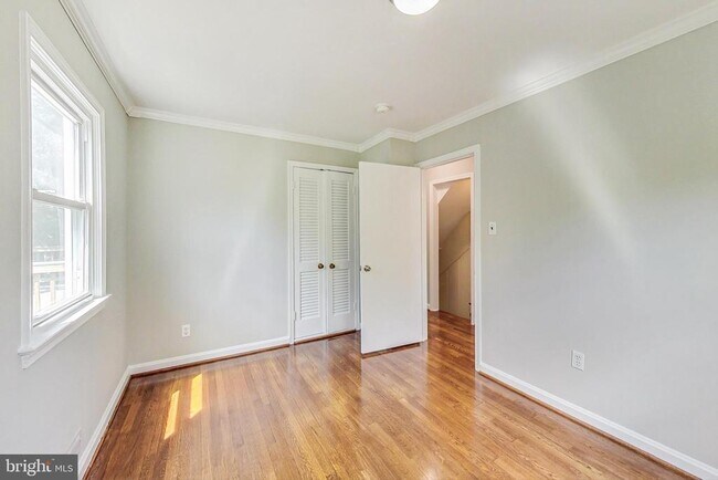 Building Photo - 4112 Spruell Dr