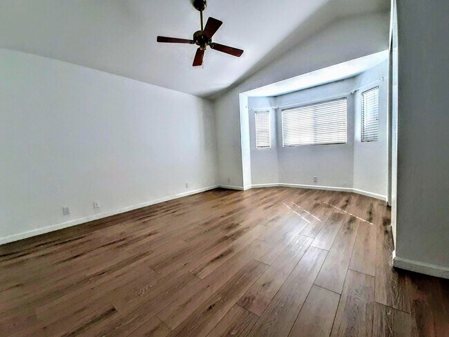 Building Photo - 8928 Sage Ct