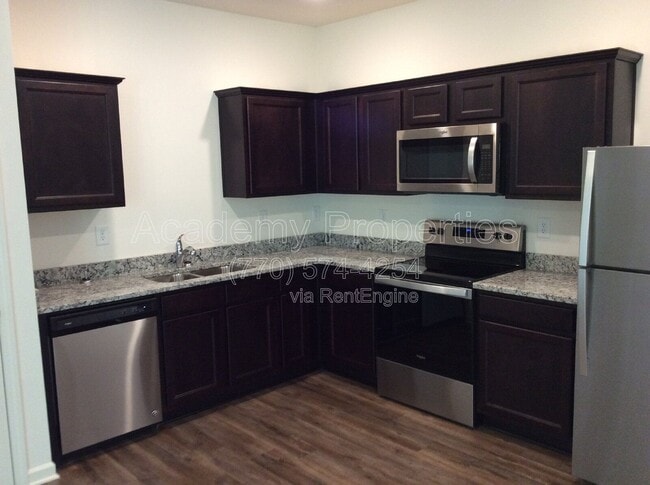 Building Photo - 3075 Tarian Way