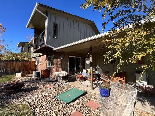 Building Photo - $0 DEPOSIT OPTIONS. SPACIOUS 4-BEDROOM, 3.5-BATH DUPLEX OFF 6TH AVE FREEWAY, MINUTES FROM COLORAD...