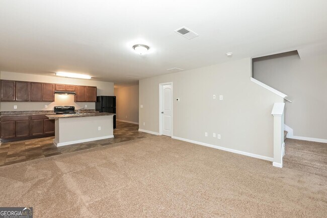 Building Photo - 411 Erin Ct