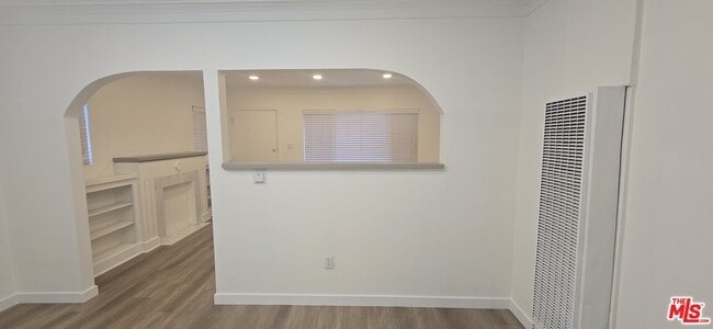 Building Photo - 4828 3rd Ave