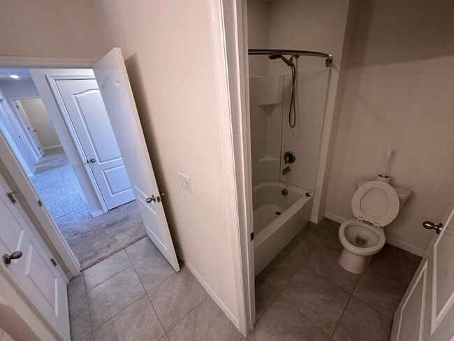 Building Photo - 4186 Looking Glass Pl