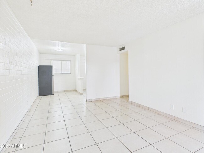 Building Photo - 3027 N 37th St