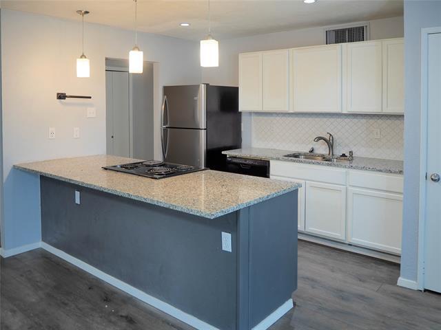 Building Photo - 534 Oldbridge Dr