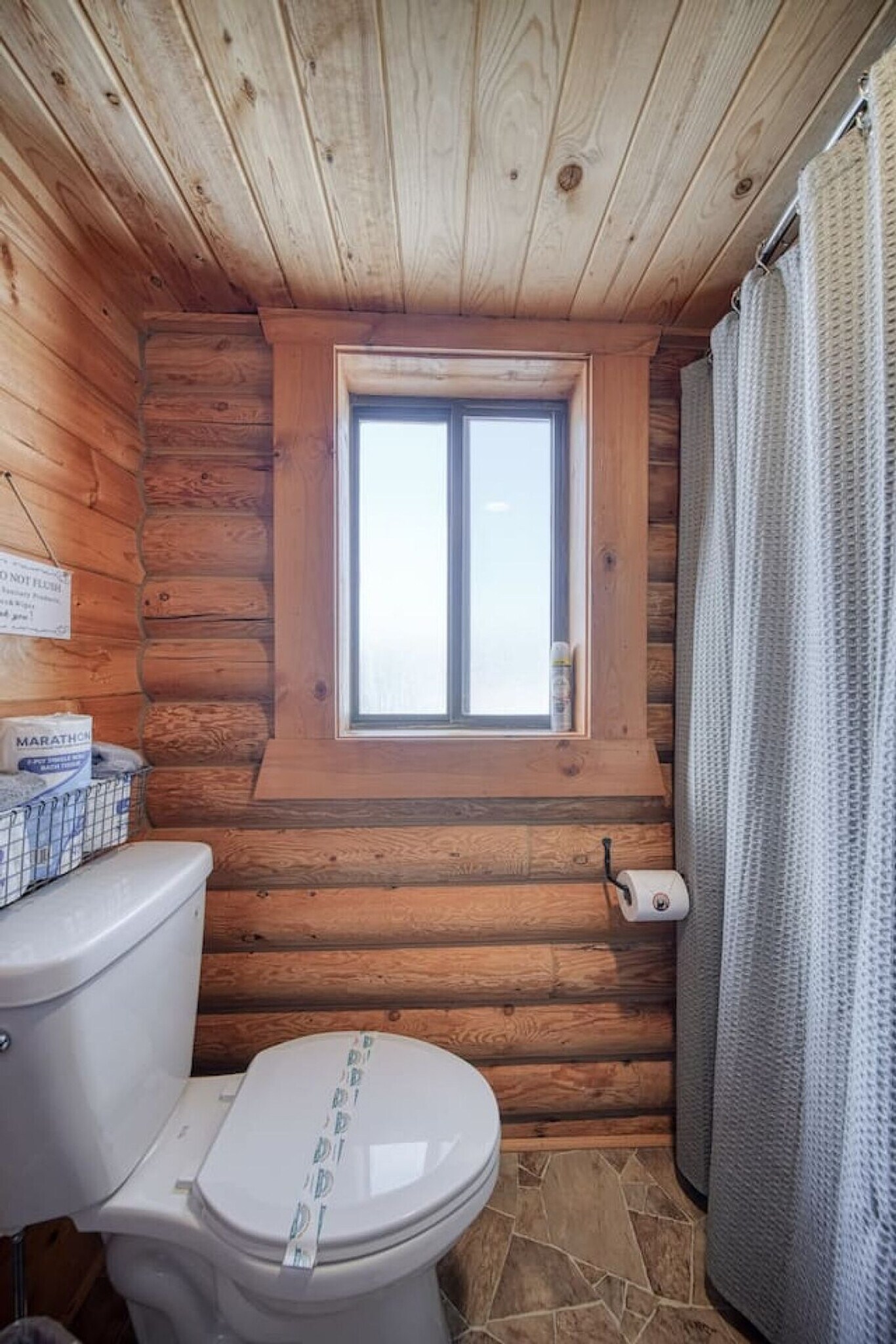 Building Photo - 5406 Henrys Lake Rd