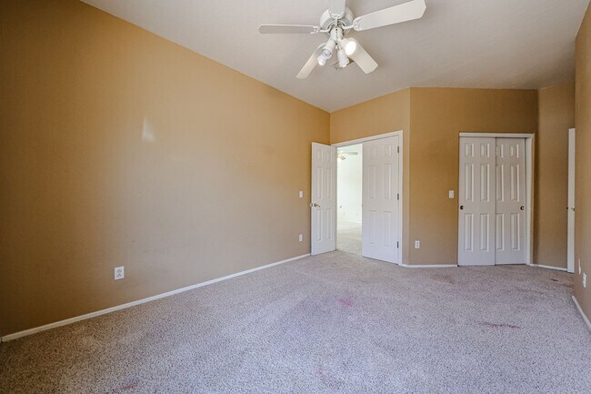 Building Photo - Charming 4BD, 2BA home in Chandler!