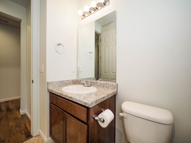 Building Photo - Cute single family home in Saratoga Springs