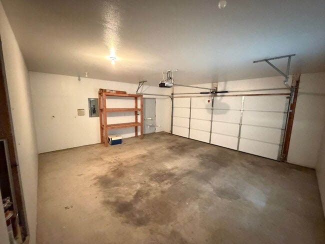 Building Photo - Downtown Coeur d'Alene Rancher