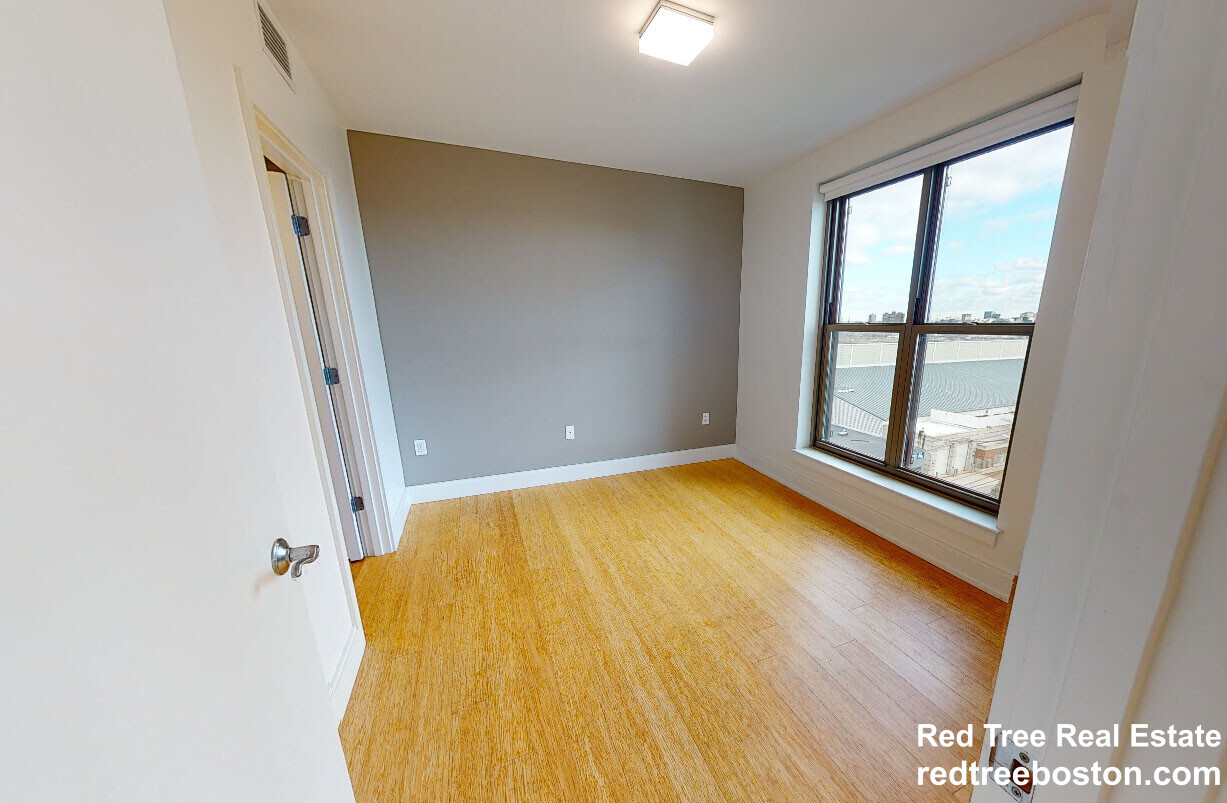 Building Photo - 40 Malvern St