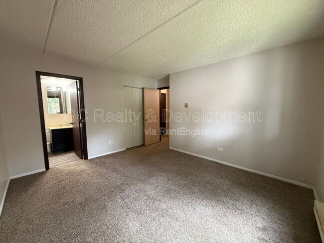 Building Photo - 240 Klein Creek Ct