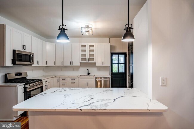 Building Photo - 310 W Biddle St