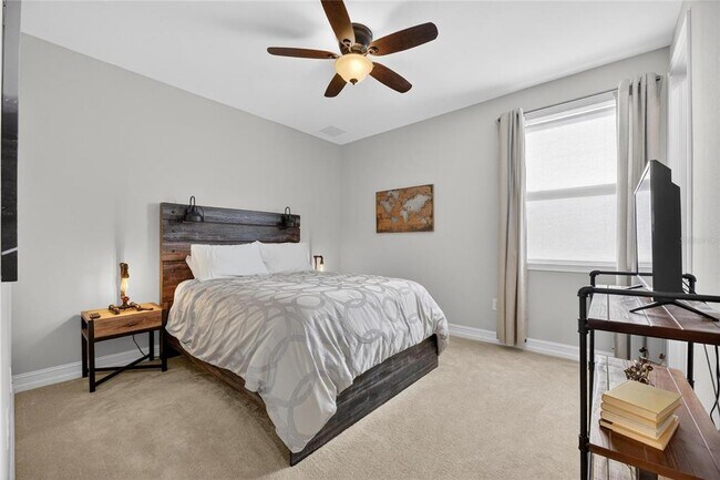 Building Photo - 18233 Leafmore St