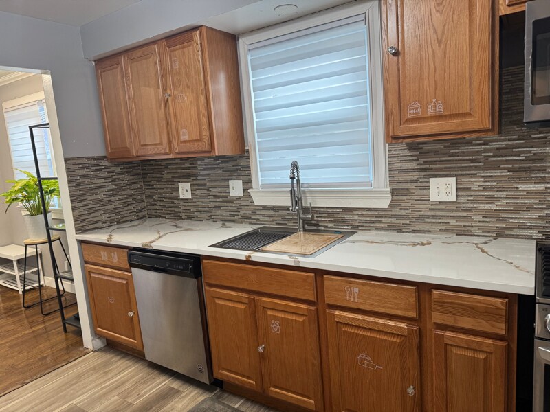 Building Photo - 7700 Chicago Ave