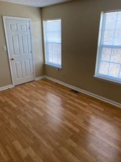 Building Photo - 3874 Meadow Creek Dr