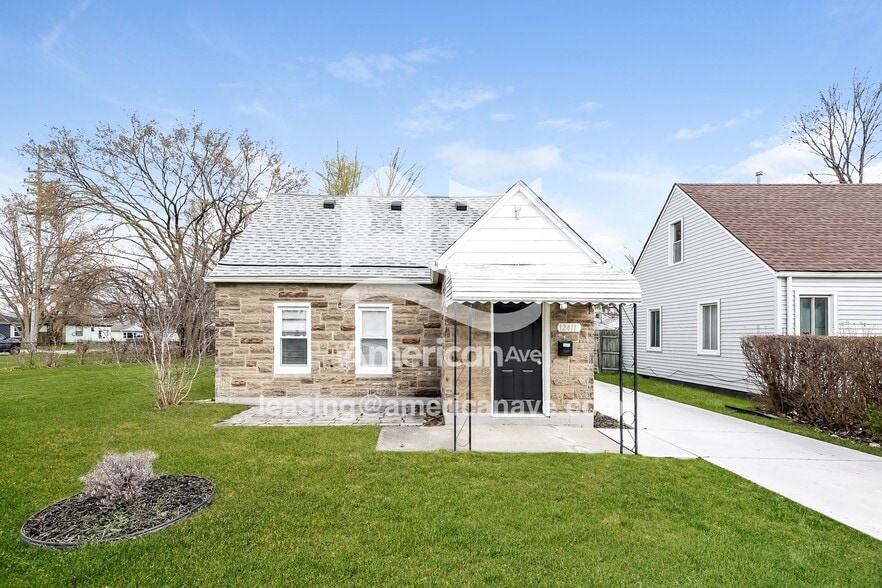 Primary Photo - 12411 Georgiana Ave