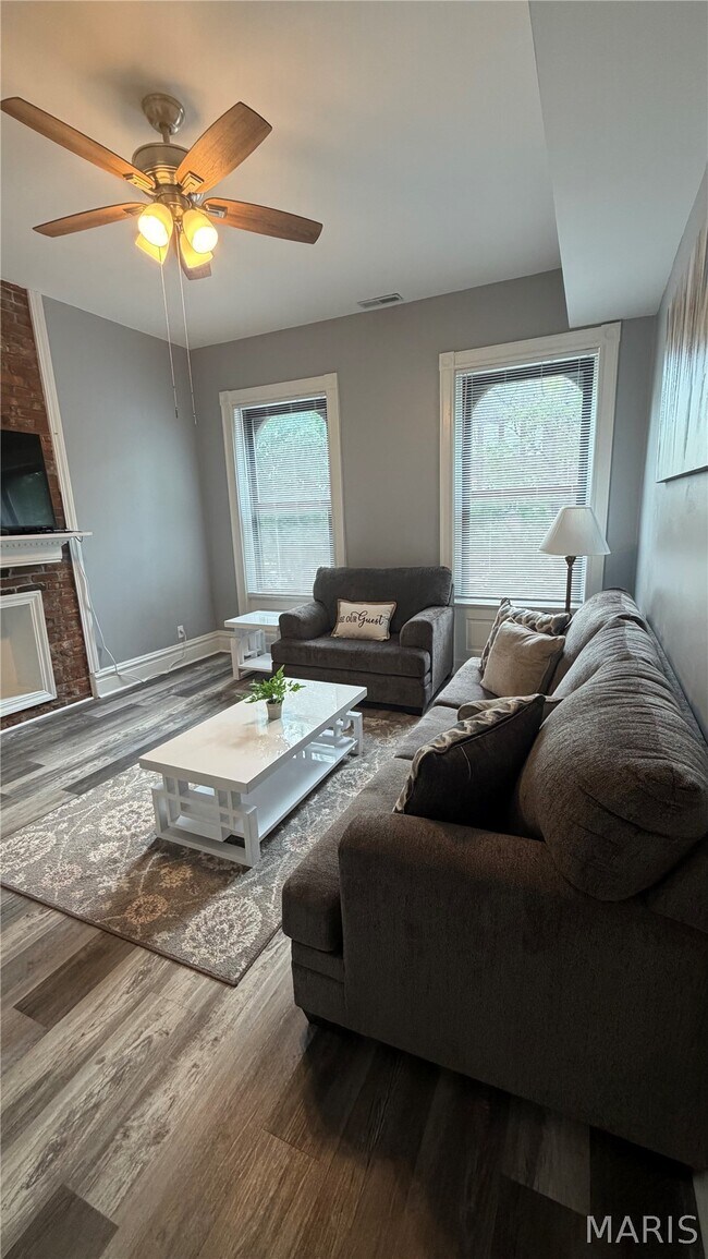 Building Photo - 2035 Allen Ave