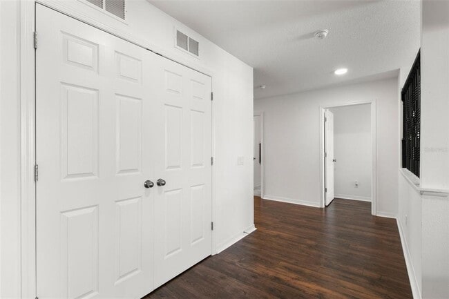 Building Photo - 16044 Sonoma Grv Cir