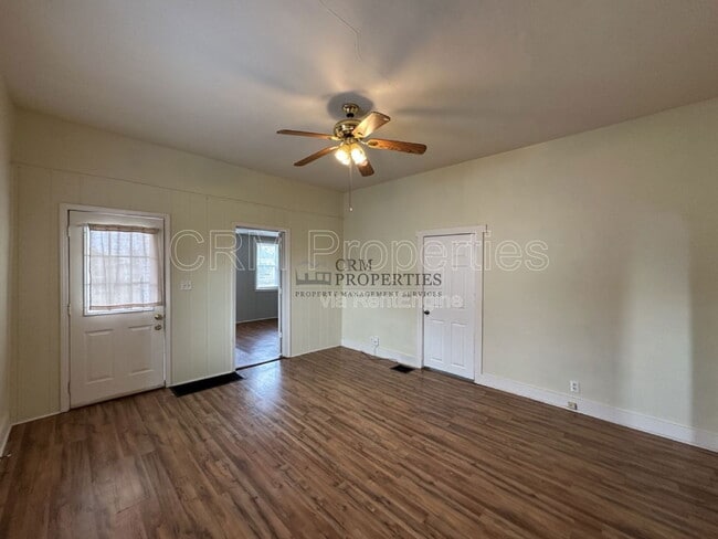 Building Photo - 1526 S Union St