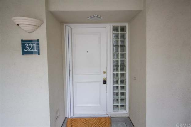 Building Photo - 2243 Martin-