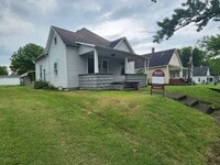 Building Photo - 2 Bedroom House in Clinton, In