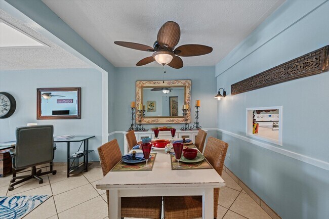 Building Photo - 96 Aqua Ra Dr