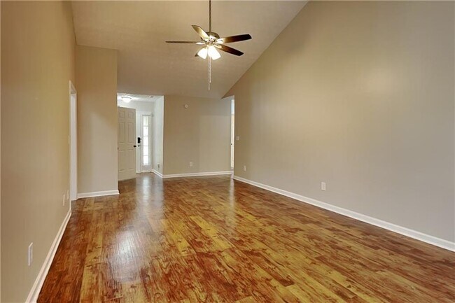 Building Photo - 405 Windsor Brook Ln SE