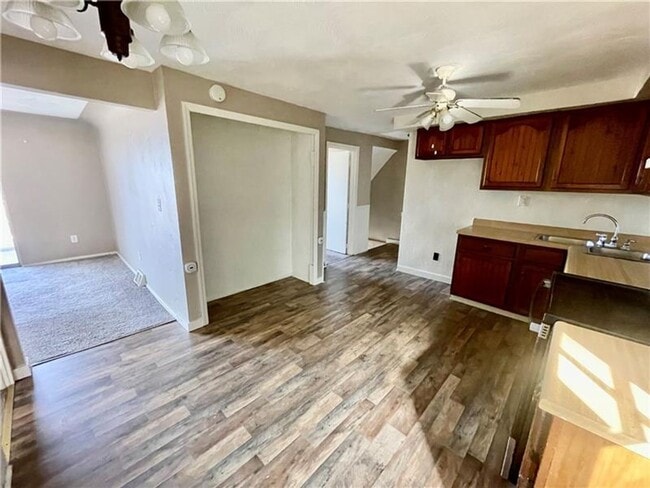 Building Photo - 2 bedroom 2 bath home in Glassport