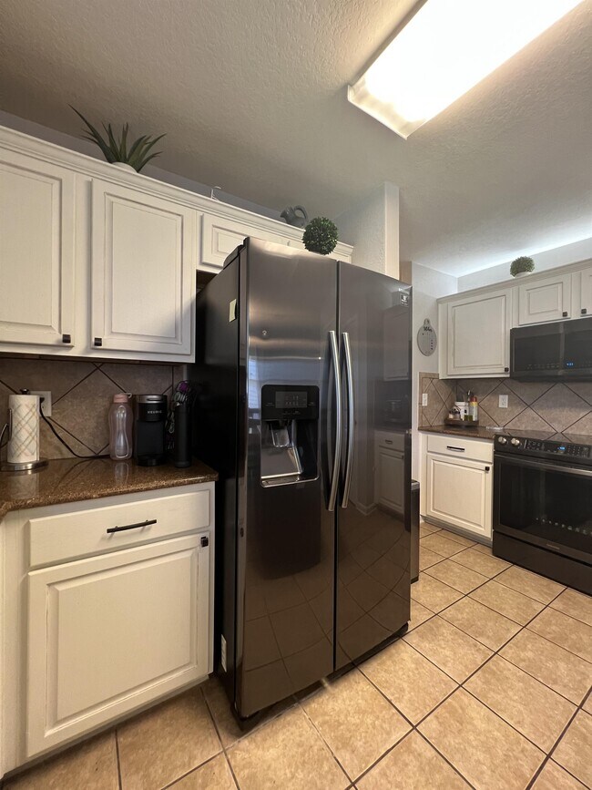 Building Photo - 646 Lynx Mountain